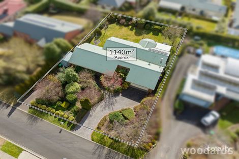 24 Wyralla Cres, Gisborne, VIC 3437