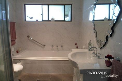 Property photo of 70 Hall Parade Hazelbrook NSW 2779