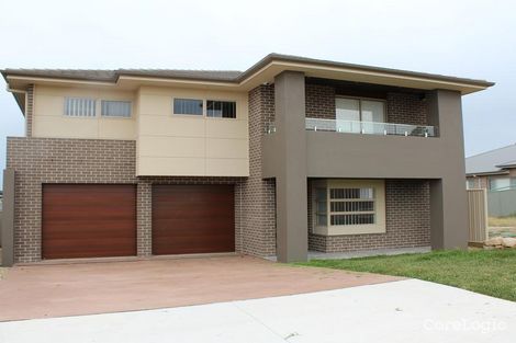 Property photo of 22 Southern Cross Avenue Middleton Grange NSW 2171