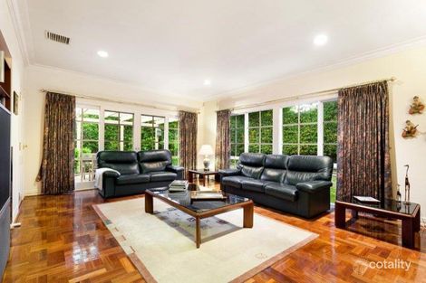 Property photo of 1 Kambea Grove Caulfield North VIC 3161