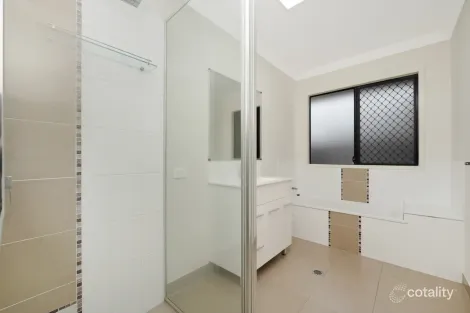 Property photo of 27 Summergold Street Mount Low QLD 4818