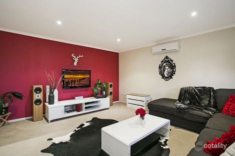 Property photo of 10A Breamlea Way Cranbourne West VIC 3977