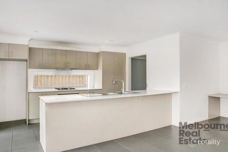 Property photo of 12 Dingo Street Point Cook VIC 3030