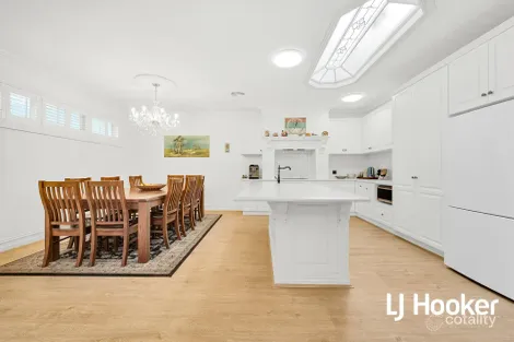 Property photo of 13 Echidna Court Kilmore VIC 3764