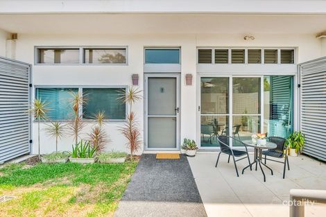 Property photo of 1/36 Weston Street Coorparoo QLD 4151