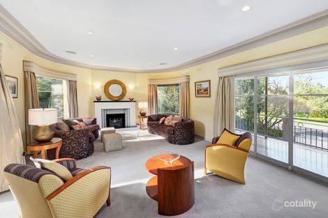 Property photo of 271 The Boulevard Ivanhoe East VIC 3079