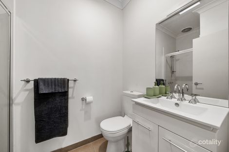 Property photo of 4/1-5 Heversham Grove Greenvale VIC 3059