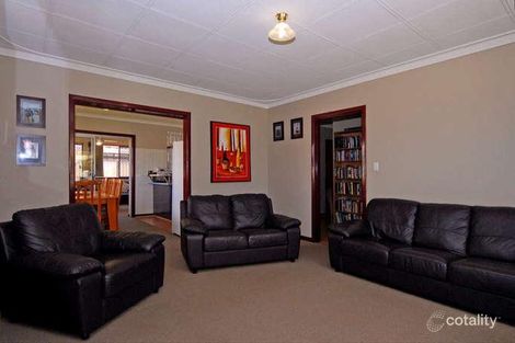 Property photo of 1 Farley Way Bayswater WA 6053