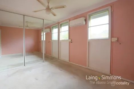 Property photo of 11 Reliance Crescent Willmot NSW 2770