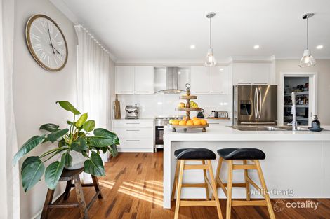 Property photo of 5 Buchanan Drive Lucas VIC 3350