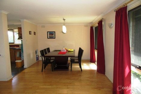 Property photo of 19 Tanderra Crescent Wantirna VIC 3152