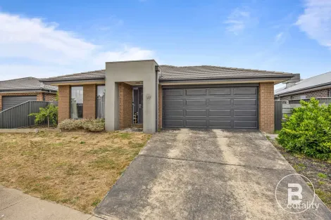 Property photo of 37 Oshannassy Parade Lucas VIC 3350