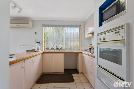 Property photo of 21 Broome Crescent Cranbourne North VIC 3977