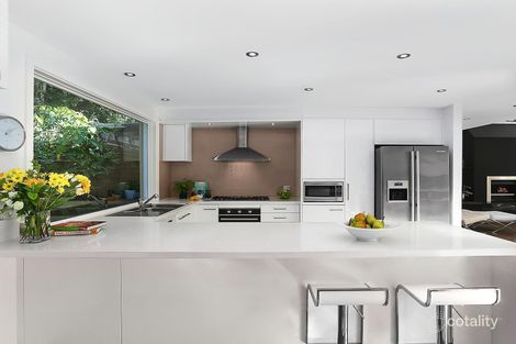 Property photo of 12 Glenhaven Place Oyster Bay NSW 2225