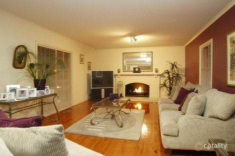 Property photo of 8 Bickerton Court Rowville VIC 3178