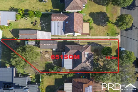 Property photo of 4 Browning Street East Hills NSW 2213