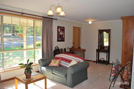 Property photo of 1 Barbary Way Seaford Rise SA 5169