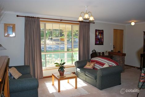Property photo of 1 Barbary Way Seaford Rise SA 5169