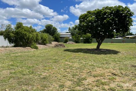 Property photo of 11 Braeside Road Emerald QLD 4720