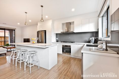 Property photo of 24 Windermere Parade Doreen VIC 3754