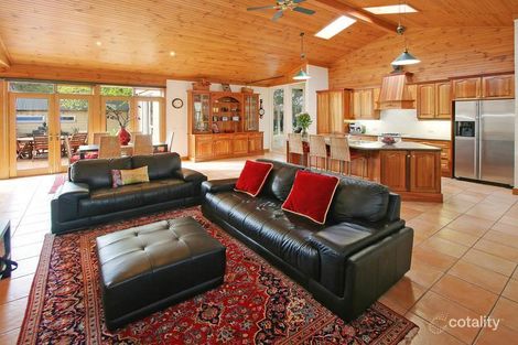 Property photo of 9-11 Pine Avenue Park Orchards VIC 3114