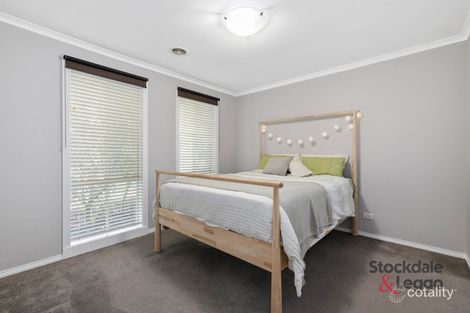 Property photo of 11 Wonboyn Close Pakenham VIC 3810