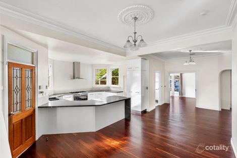 Property photo of 14 Kooyong Road Geelong VIC 3220