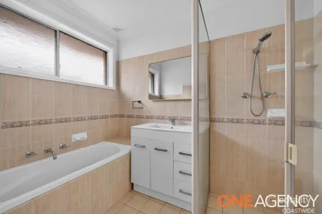 Property photo of 38 Cambridge Circle Ourimbah NSW 2258