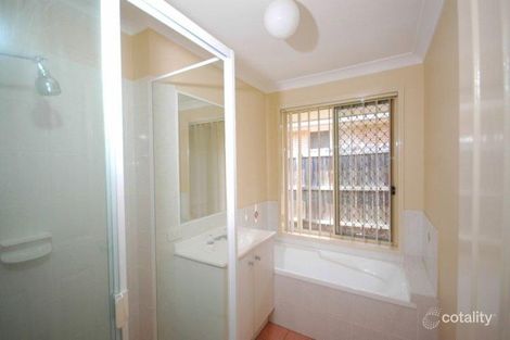 Property photo of 2 Hillbrook Way Forest Lake QLD 4078
