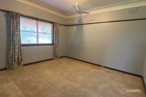 Property photo of 18 Yardley Avenue Waitara NSW 2077