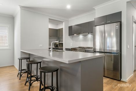 Property photo of 12 Dunkerrin Avenue Gisborne VIC 3437