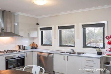 Property photo of 30/20 Hyde Park Avenue Craigieburn VIC 3064