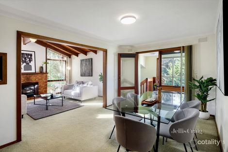 Property photo of 4 Pitura Place Eltham VIC 3095