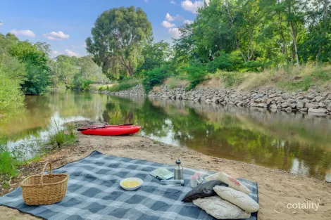 523 Howes Creek-Goughs Bay Rd, Goughs Bay, VIC 3723