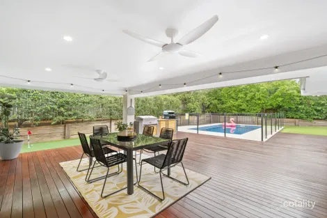 Property photo of 20 Brigadoon Crescent Eatons Hill QLD 4037
