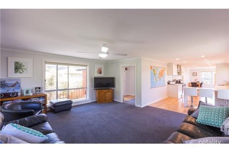 Property photo of 48 Nankoor Crescent Howrah TAS 7018