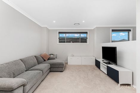 14 Leary Cl, Denham Court, NSW 2565