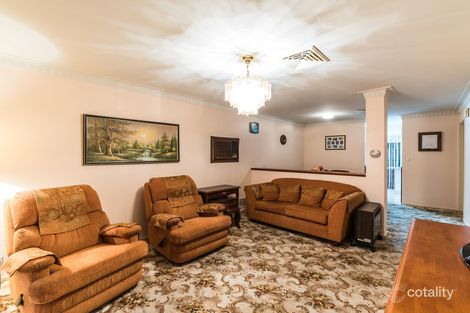 Property photo of 18 Dealy Close Cannington WA 6107