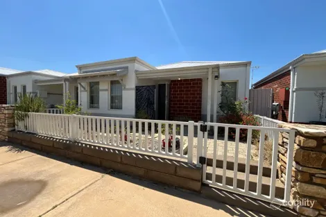 4 Mickle Ally, Ellenbrook, WA 6069