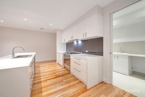 Property photo of 19 Millewa Avenue Malvern East VIC 3145