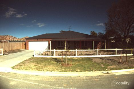 104 Asbury St E, Ocean Grove, VIC 3226