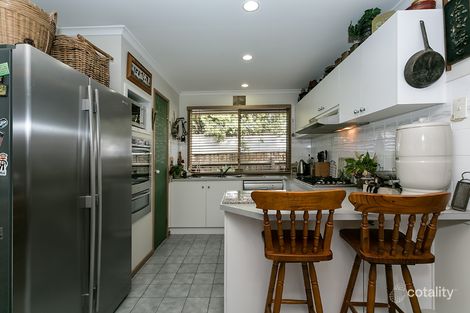 Property photo of 8 Becker Close Melton West VIC 3337