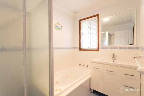 Property photo of 185 Captain Cook Drive Barrack Heights NSW 2528