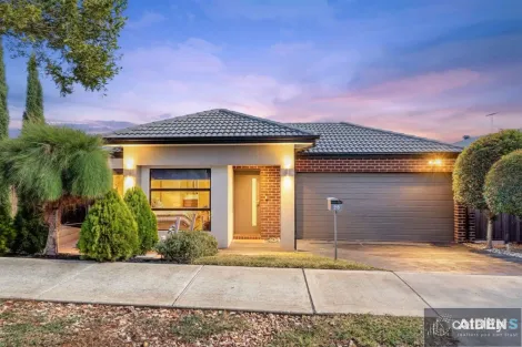 25 Duloe Rise, Cobblebank, VIC 3338