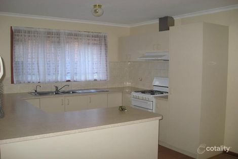 Property photo of 5 Bates Street Cranbourne West VIC 3977