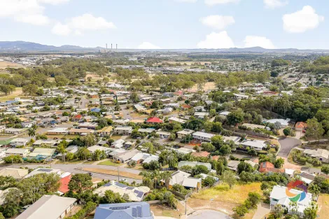 Property photo of 25 Paperbark Street Kin Kora QLD 4680