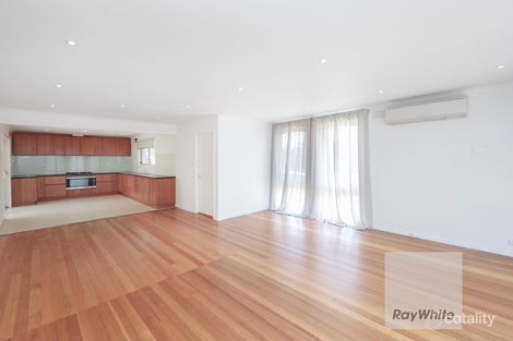 Property photo of 77 Wolverton Drive Gladstone Park VIC 3043