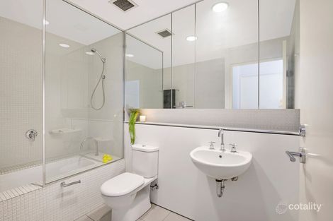 Property photo of 212/38 Skyring Terrace Teneriffe QLD 4005