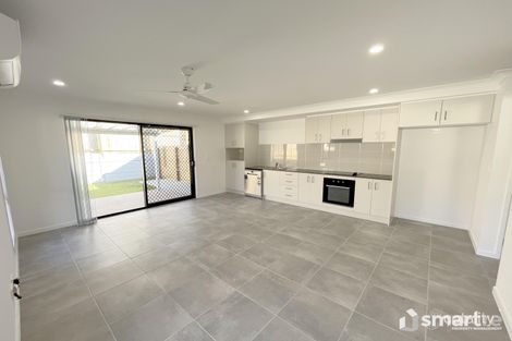 Property photo of 2/13 Rothbury Street Logan Reserve QLD 4133