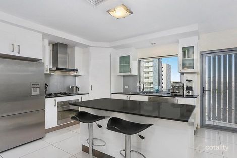 Property photo of 13/215 Wellington Road East Brisbane QLD 4169